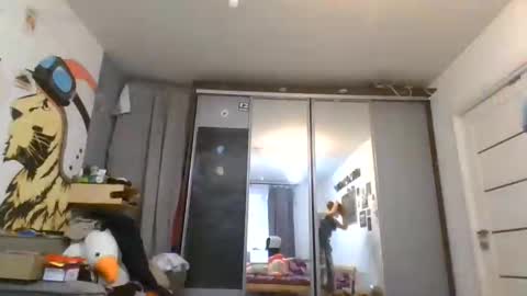 glitter_doll online show from February 5, 2025, 8:32 am