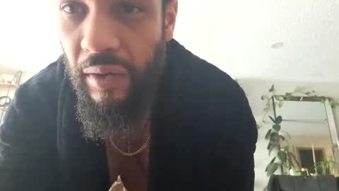 globalmovement online show from January 24, 2025, 8:00 pm