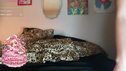 Baby Bimbo online show from April 16, 2026, 7:25 pm