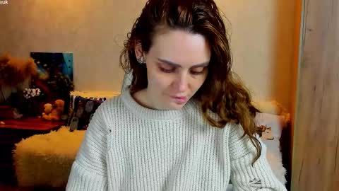 Gloria Wood online show from March 22, 2026, 4:10 pm