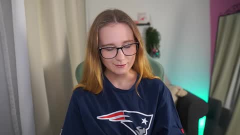 Monica online show from February 8, 2026, 9:02 am