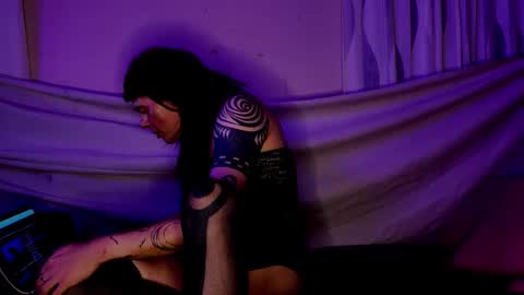 Glow Goddess online show from September 10, 2025, 11:43 am