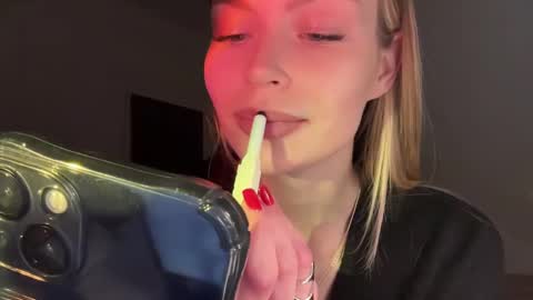 glow_angel online show from January 23, 2025, 6:24 pm