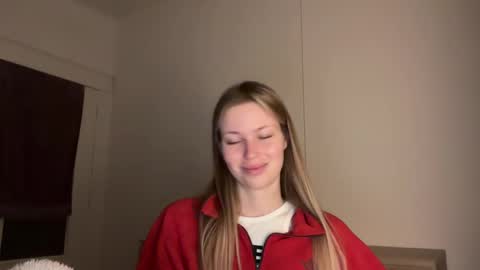 glow_angel online show from February 25, 2025, 8:09 pm