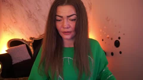 glow_kitten online show from April 3, 2026, 6:11 am