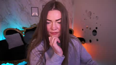 glow_kitten online show from April 6, 2026, 1:01 pm