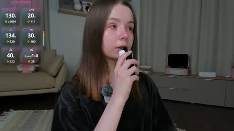 Ann Eliz and Gigi online show from May 15, 2026, 7:32 pm