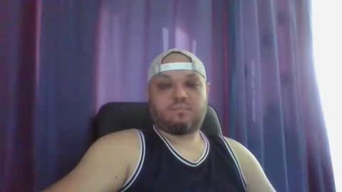 Snapshot of glusgan chatting on June 5, 2026, 5:25 am Your boy online show from June 5, 2026, 5:25 am
