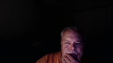 gmctruckguy online show from April 29, 2026, 1:21 am