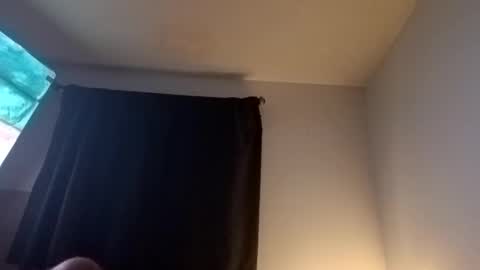 Snapshot of gmony2491 chatting on November 17, 2025, 3:12 am gmony2491 online show from November 17, 2025, 3:12 am