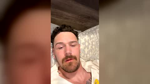 gnarcoticscrew online show from May 28, 2026, 2:31 am