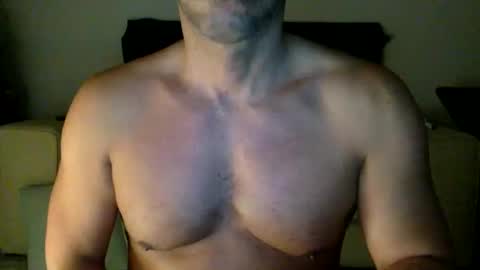 Snapshot of gnegneita chatting on December 18, 2025, 11:38 am gnegneita online show from December 18, 2025, 11:38 am