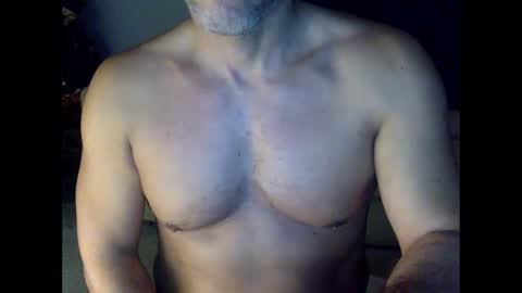 Snapshot of gnegneita chatting on January 15, 2026, 12:32 pm gnegneita online show from January 15, 2026, 12:32 pm