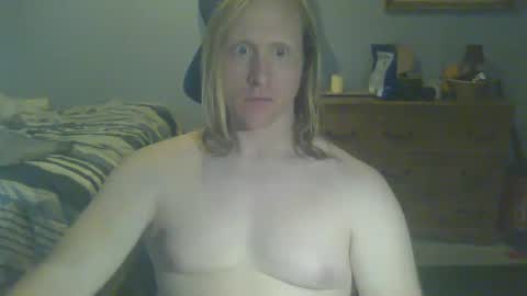Snapshot of gnger31foru chatting on December 8, 2024, 6:28 pm Steven Meadow online show from December 8, 2024, 6:28 pm