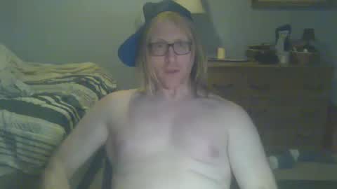 Snapshot of gnger31foru chatting on December 21, 2024, 2:09 am Steven Meadow online show from December 21, 2024, 2:09 am