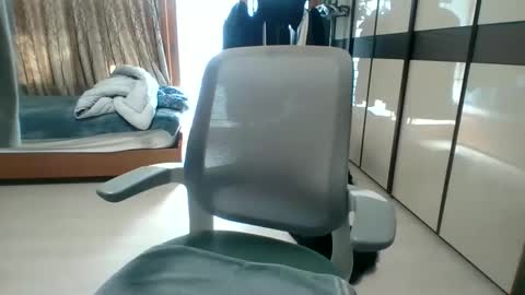 korboy online show from February 17, 2025, 3:04 am