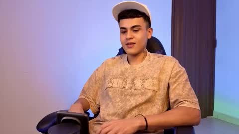 Snapshot of go_santi chatting on February 24, 2026, 4:10 am go_santi online show from February 24, 2026, 4:10 am