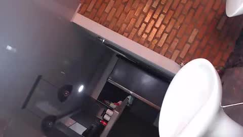 daniela online show from February 2, 2025, 4:48 am