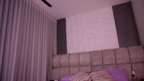 goddess_eli77 online show from May 30, 2026, 3:03 am