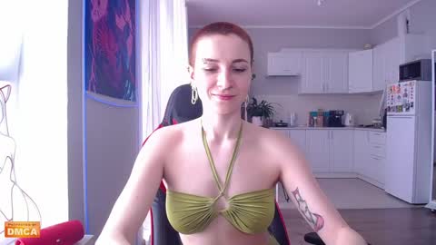 Elpis Foxter online show from May 29, 2026, 7:17 am