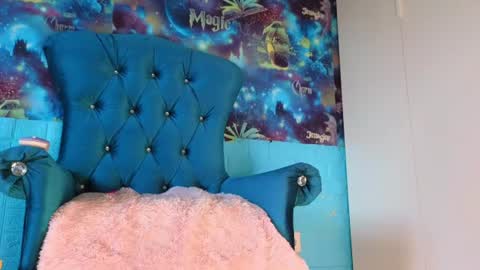 Snapshot of goddess_isabella11 chatting on June 25, 2026, 5:12 am Mrs. Isabella online show from June 25, 2026, 5:12 am