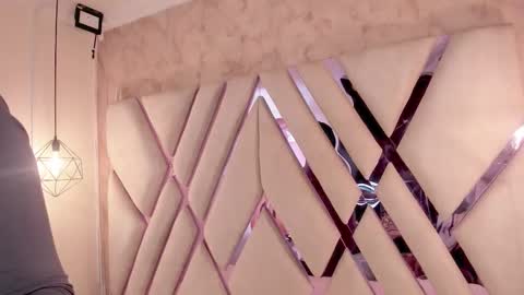 M A R T I N A  online show from March 22, 2026, 5:05 pm