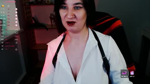 Snapshot of goddess_sophie99 chatting on January 23, 2025, 5:56 am Goddess Sophie99 online show from January 23, 2025, 5:56 am