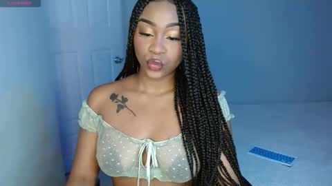 Snapshot of goddess_val chatting on November 3, 2025, 10:27 am Valentina online show from November 3, 2025, 10:27 am