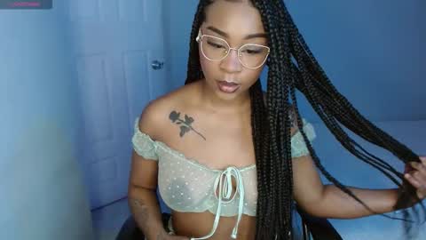 Snapshot of goddess_val chatting on November 9, 2025, 10:13 am Valentina online show from November 9, 2025, 10:13 am