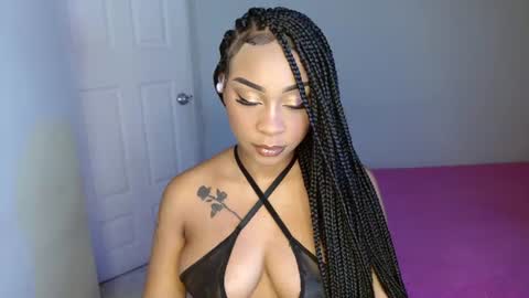 Snapshot of goddess_val chatting on June 15, 2026, 8:22 pm Valentina online show from June 15, 2026, 8:22 pm