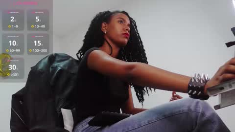 goddess_valen online show from October 14, 2025, 5:36 pm