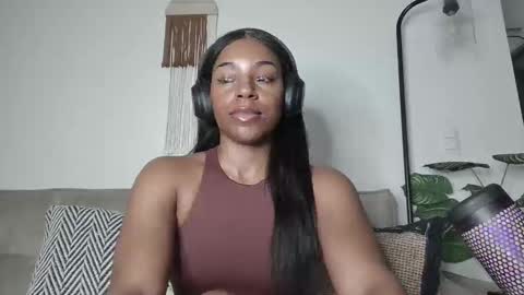 Miss Raven Black online show from February 11, 2026, 2:16 am