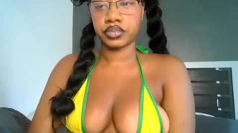Snapshot of goddessdaisysky chatting on July 8, 2026, 1:21 am Goddess Daisy Sky online show from July 8, 2026, 1:21 am