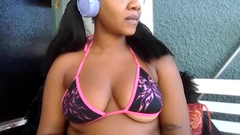 Snapshot of goddessdaisysky chatting on July 22, 2026, 11:07 pm Goddess Daisy Sky online show from July 22, 2026, 11:07 pm