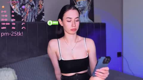 Snapshot of goddessemmmyy chatting on February 25, 2026, 4:05 pm Goddess EmmaBratt princess online show from February 25, 2026, 4:05 pm