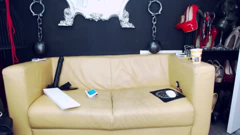 Goddess Georgia online show from February 1, 2025, 4:00 pm