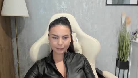 Mistress online show from September 17, 2025, 3:14 pm