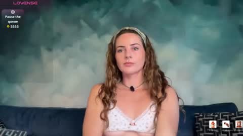 Snapshot of goddessmiamuse chatting on July 27, 2026, 7:43 pm goddessmiamuse online show from July 27, 2026, 7:43 pm