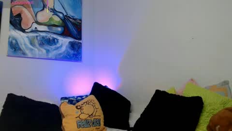  Naih Reyes online show from April 1, 2026, 2:56 am