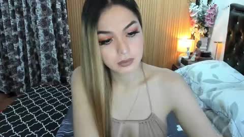 angel online show from March 8, 2025, 5:49 am