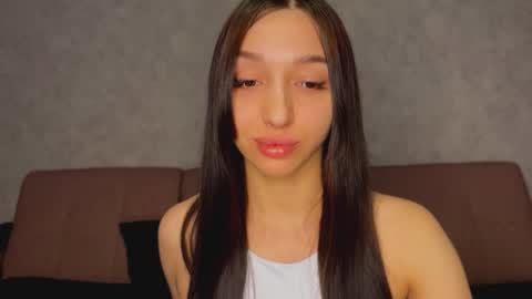 goddesssooul online show from January 13, 2026, 1:33 am