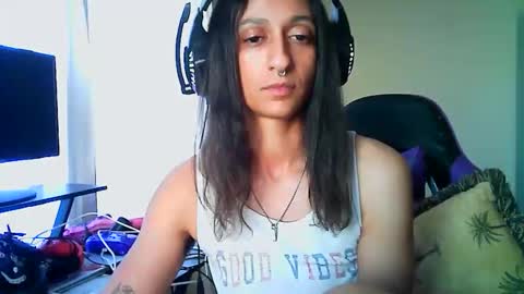 goddessvikkii online show from February 4, 2026, 9:20 pm