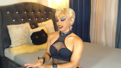 Snapshot of goddessxbeatrice chatting on November 29, 2025, 10:02 pm call me BEA online show from November 29, 2025, 10:02 pm