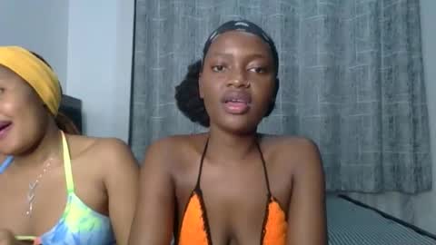 Snapshot of godess_lunah chatting on May 30, 2026, 6:16 pm godess_lunah online show from May 30, 2026, 6:16 pm