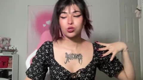 godxvalerie online show from January 2, 2025, 3:37 am