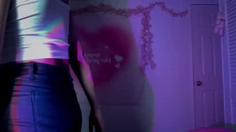 godxvalerie online show from February 28, 2025, 3:37 am