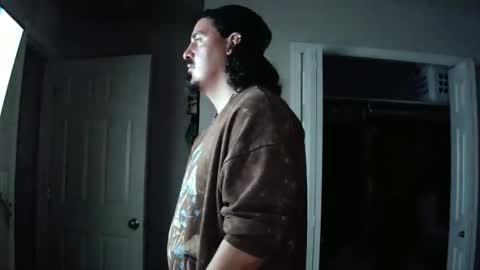 gokugarrison4334 online show from November 16, 2025, 8:09 am