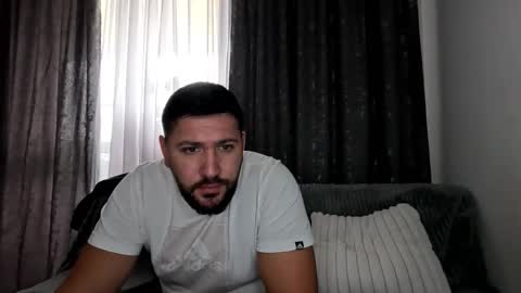 gold_alpha_boy online show from October 2, 2025, 10:33 am