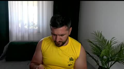 Snapshot of gold_alpha_boy chatting on June 28, 2026, 12:33 pm gold_alpha_boy online show from June 28, 2026, 12:33 pm