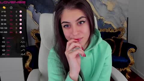 GoldBabyS online show from December 3, 2024, 3:00 pm